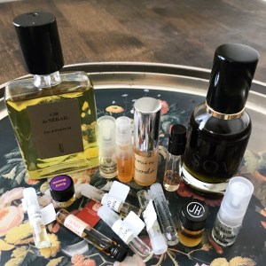 perfumes with honey notes